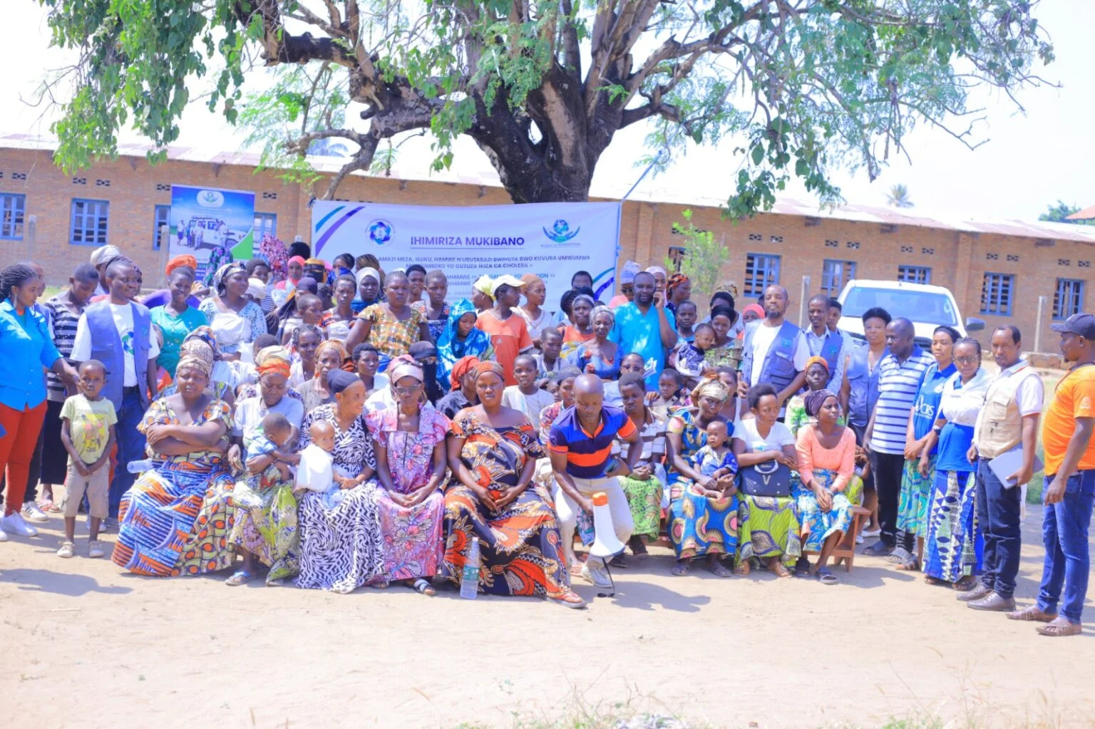 Sensibilisation communautaire sur la prévention du choléra à Gatumba.